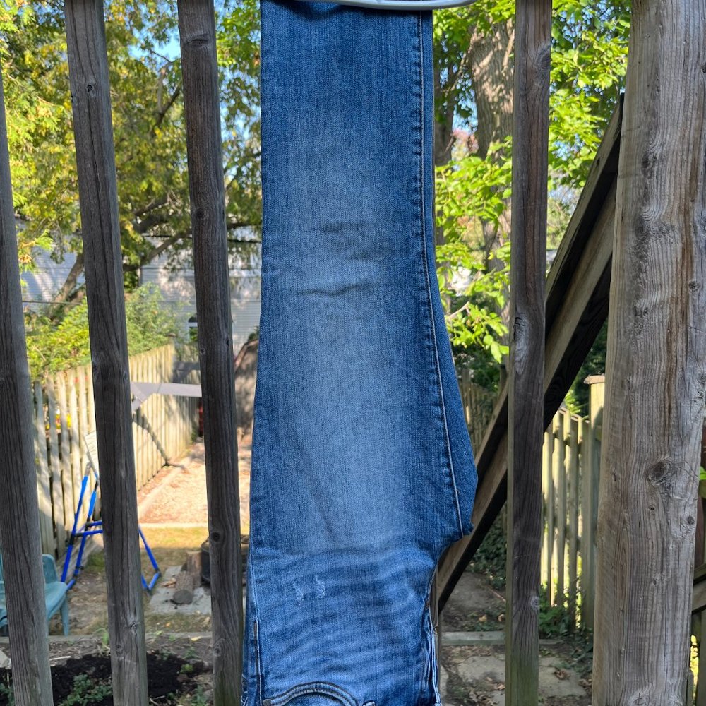 Denim - Picture 4 of 4